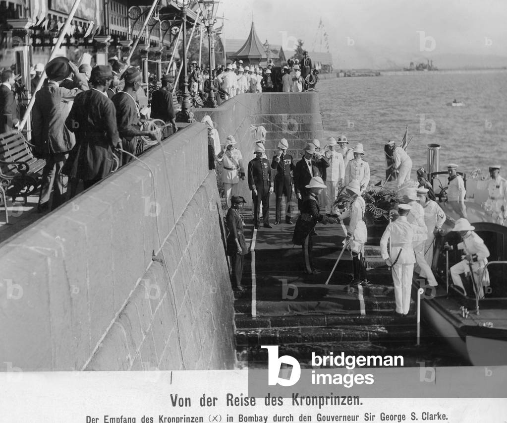 Wilhelm of Prussia in Mumbai during a trip to India, 1910 (b/w photo)
