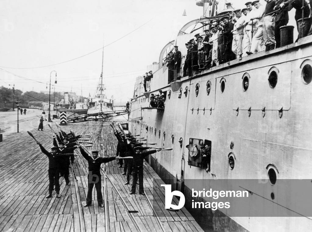 German High Seas Fleet in the First World War in the port (b/w photo)