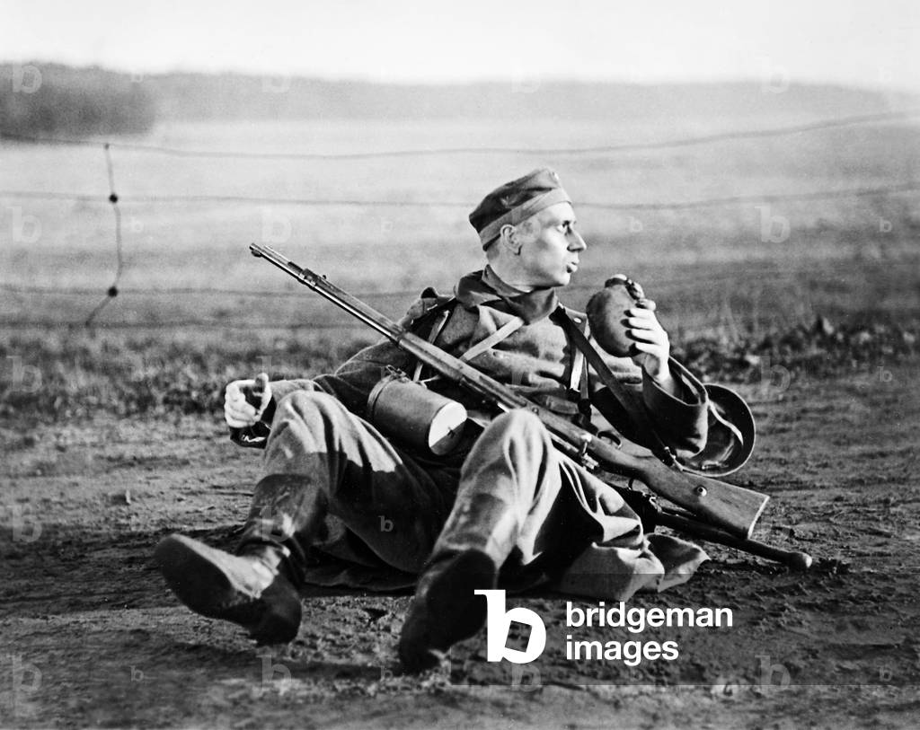 Guenther Lueders in 'Musketier Meier III', 1938 (b/w photo)