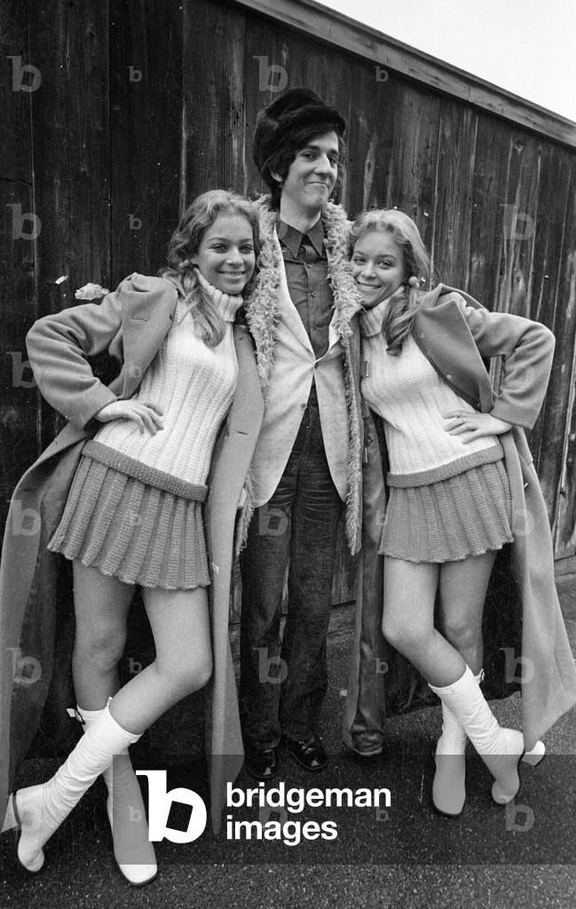 Ilja Richter and the Koenig twins, 1970 (b/w photo)