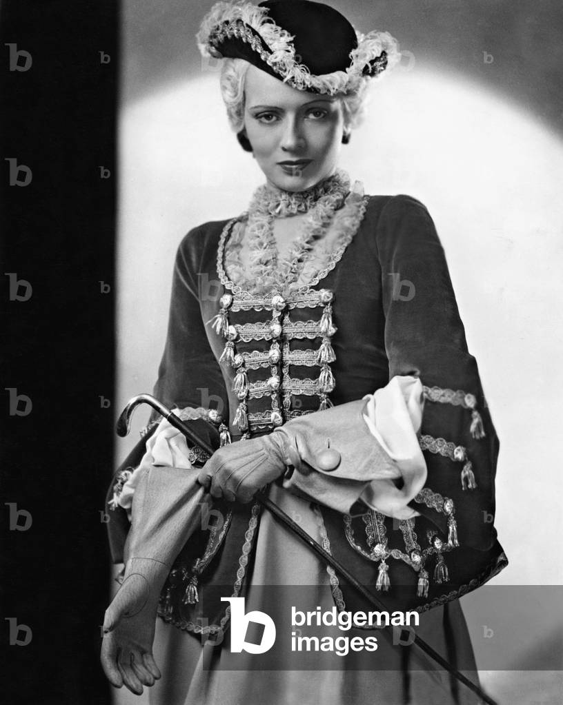Gina Falckenberg in 'The Gypsy Baron', 1935 (b/w photo)