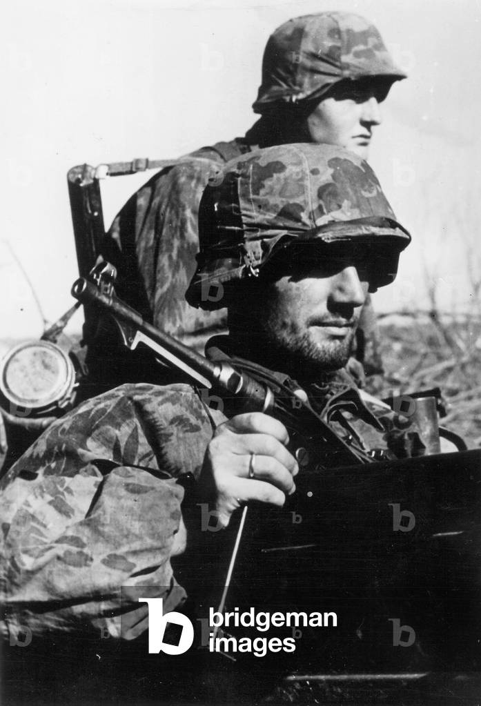 Soldiers of the Waffen SS on the Eastern front, 1941 (b/w photo)
