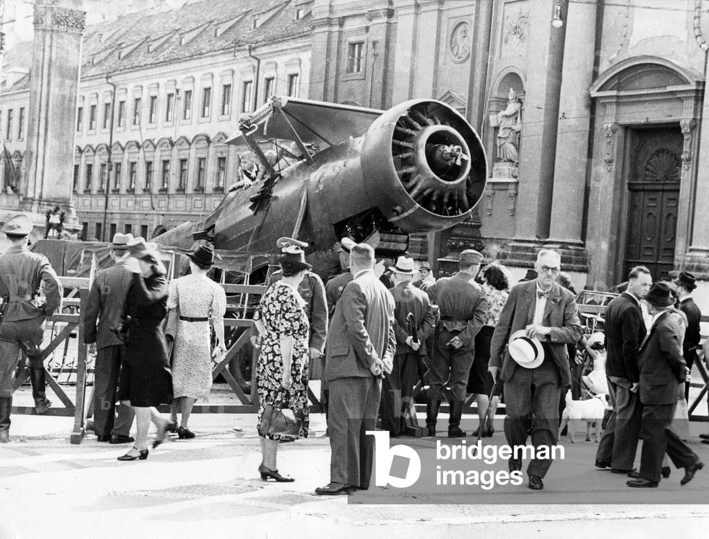 Exhibition of French aircrafts after the military campaign in France, 1940