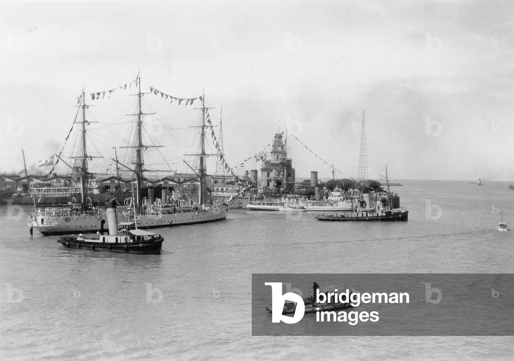 Harbor of Buenos Aires, approx. 1910 (b/w photo)