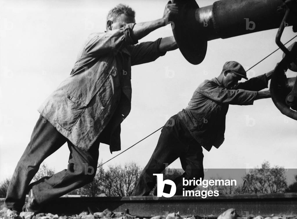 Construction work on the Midland Canal (b/w photo)