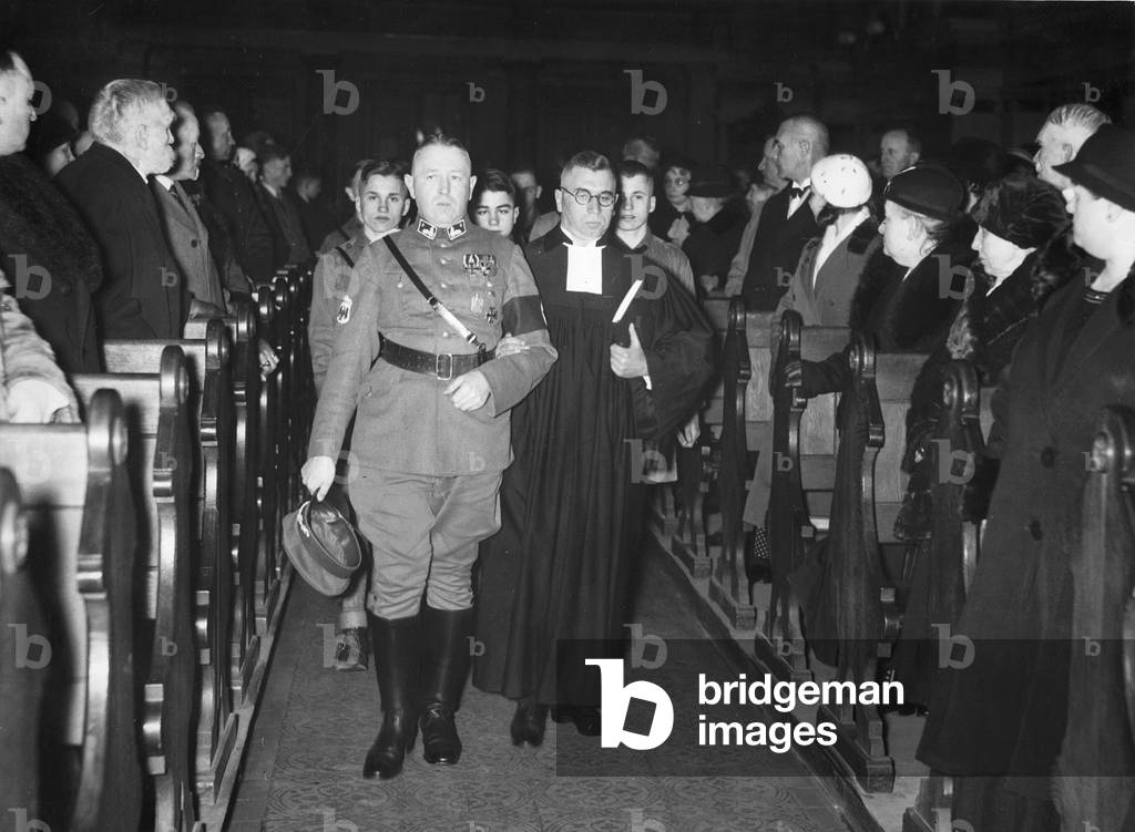 Confirmation of former cadets in Berlin, 1934 (b/w photo)