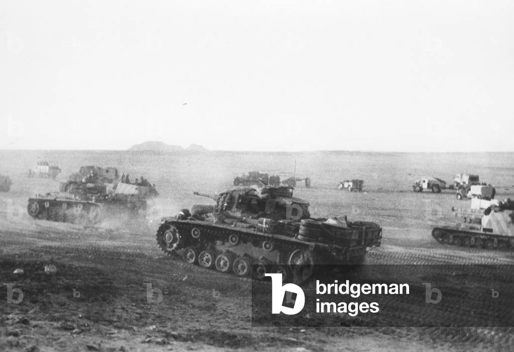 German division in Africa, 1942 (b/w photo)