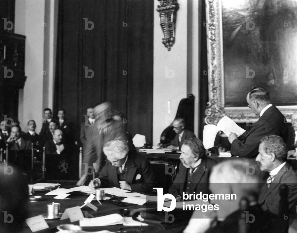 The First Hague Conference, 1929 - signing the treaty (b/w photo)