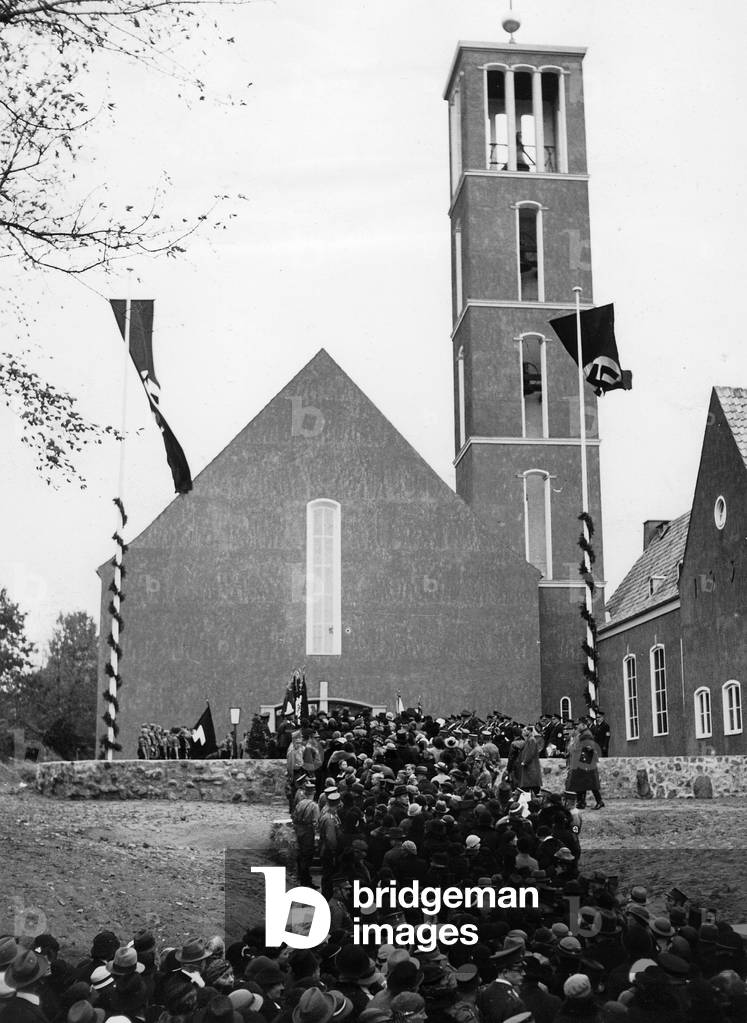 Inauguration of the Hindenburg Memorial Church in Hermsdorf, 1935 (b/w photo)