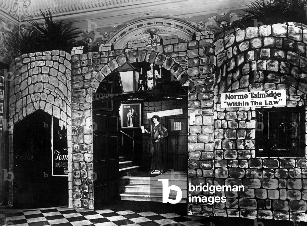 Cinemas until 1945 (b/w photo)