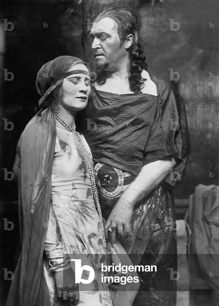 Agnes Straub and Werner Krauss in 'Herod and Mariamne,' 1921 (b/w photo)