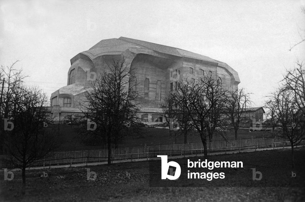 Goehteanum in Dornach, 1928 (b/w photo)