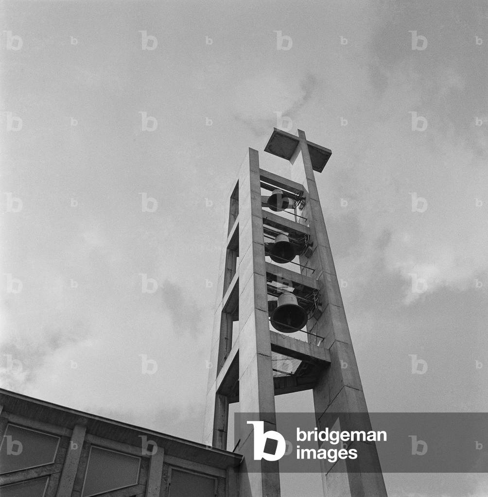 Bell tower of the Church of St. Ansgar in the Hansaviertel, 1964 (b/w photo)