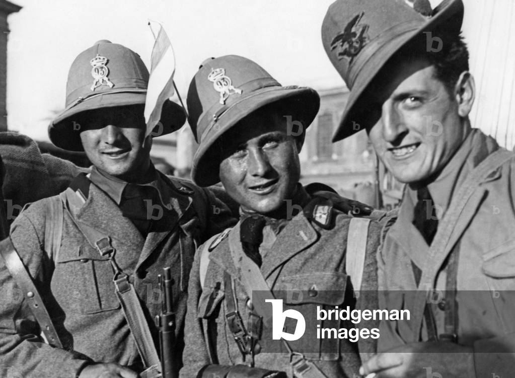 Italian troops in the war against Abessynia