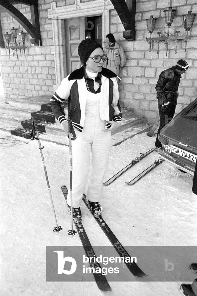 Farah Diba in St. Moritz, 1974 (b/w photo)