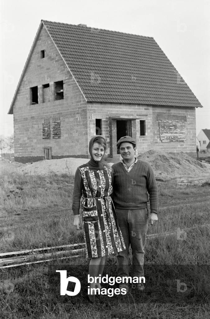 Italian Lorenzo Annese and German Frida Neugebauer built this house together and want to marry. (b/w photo)