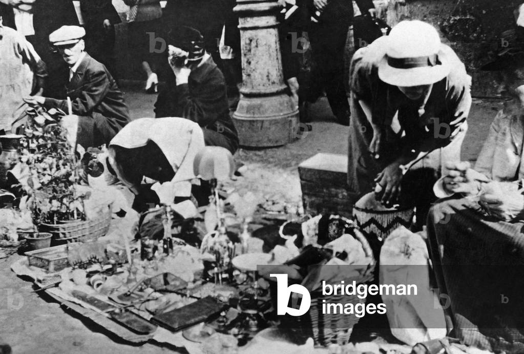 Street market in Lviv, 1917