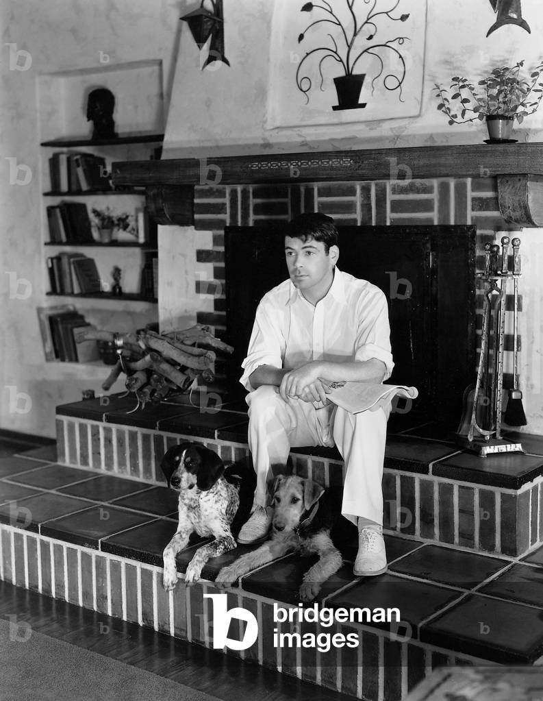 Paul Muni, 1934 (b/w photo)