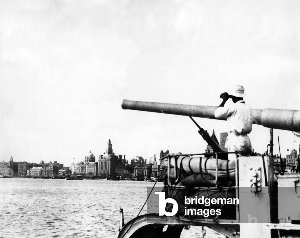 Shanghai, 1937 (b/w photo)