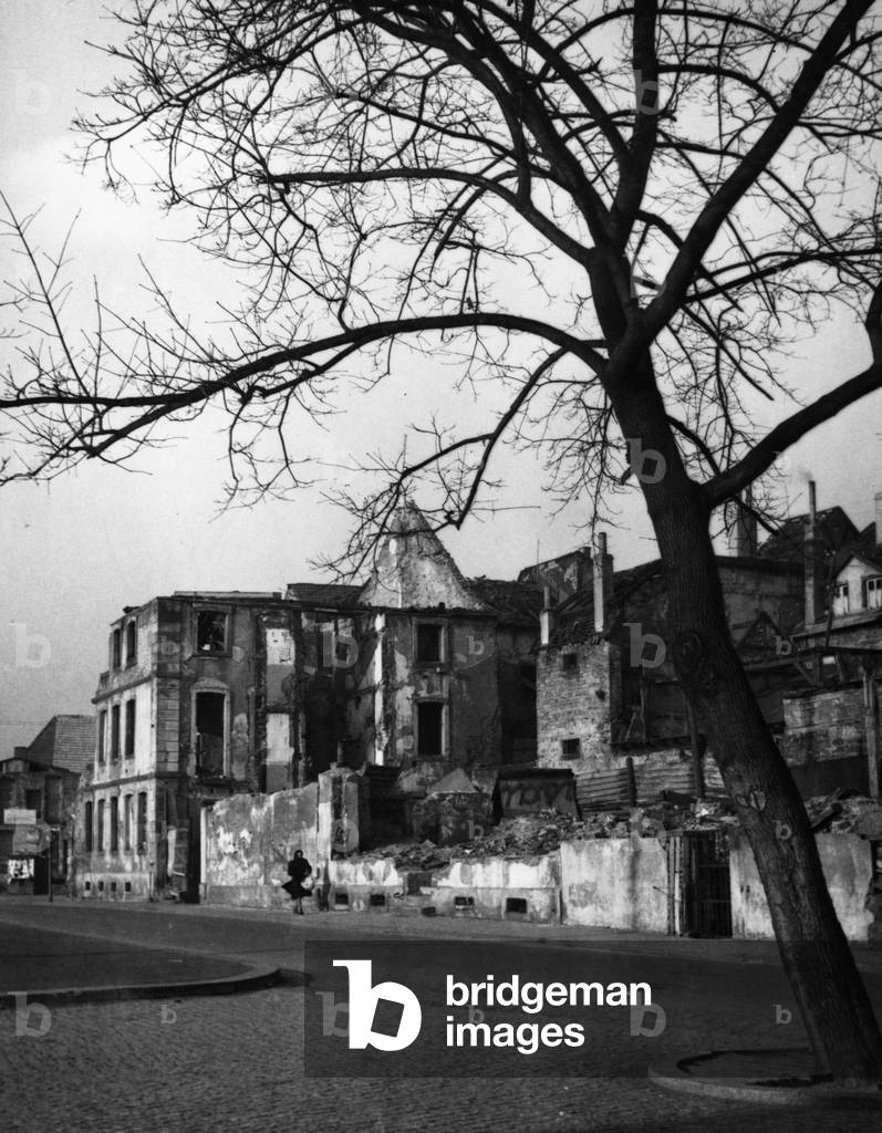Destroyed houses in Saarbruecken