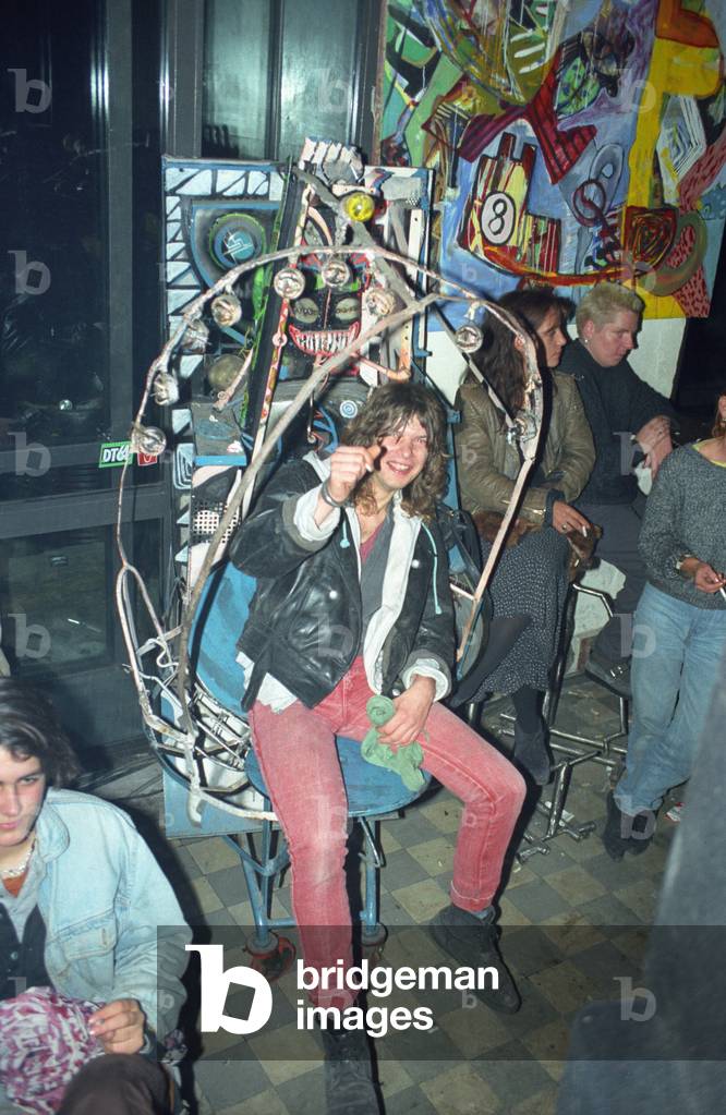 Besucher anlässlich eines konzertes im Cafe Zapata des Kunst- und Kulturhauses Tacheles in Berlin (photo)