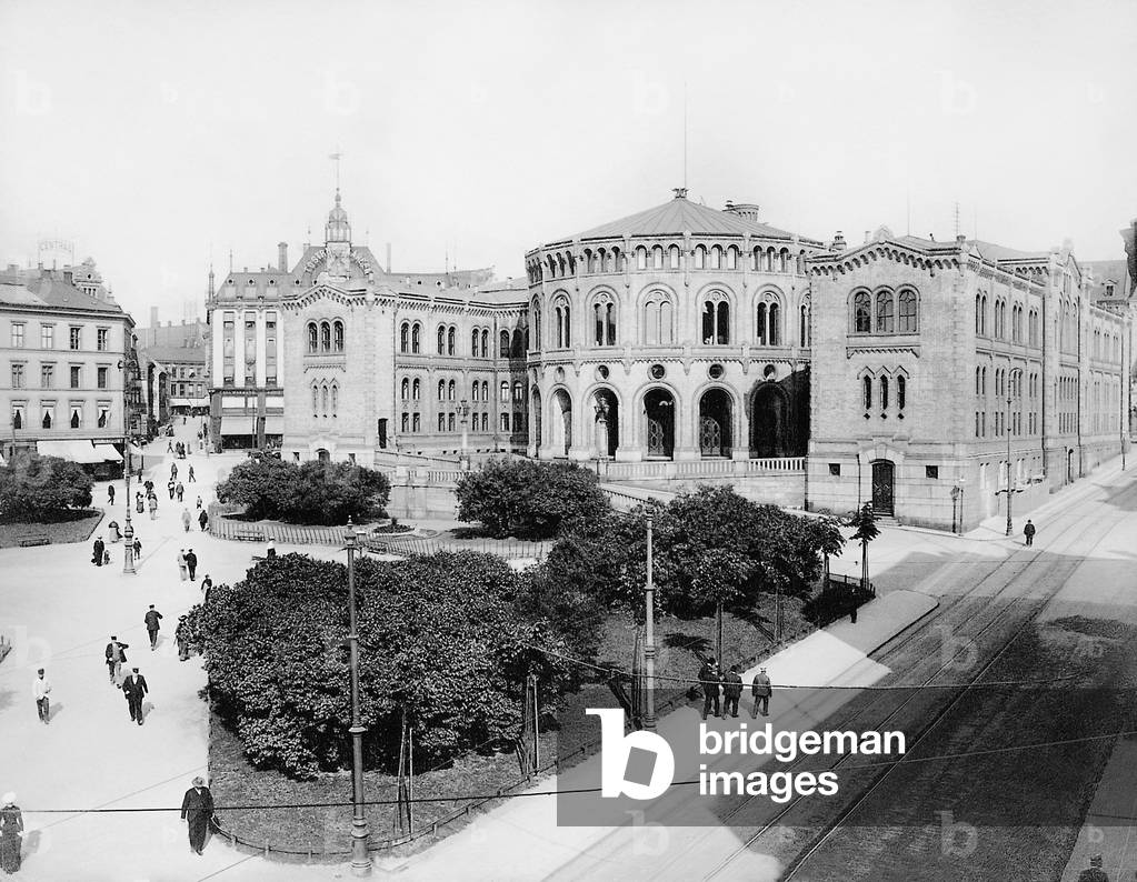 Storting building in Oslo, 1904 (b/w photo)