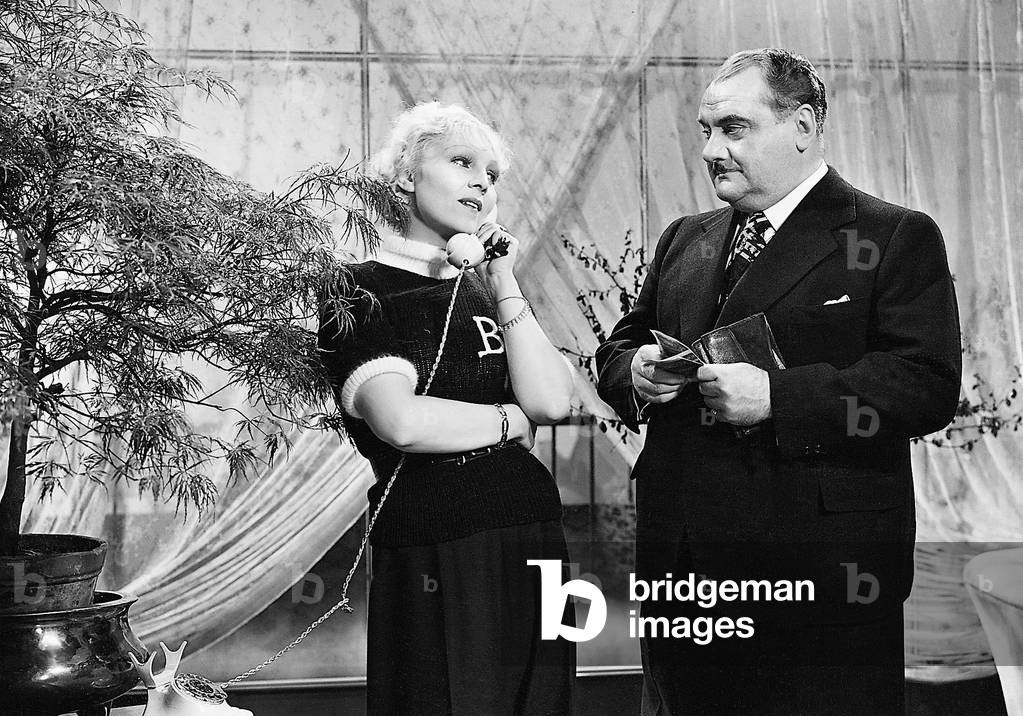 Hilde Korber and Leo Peukert in 'My son, the Minister', 1937 (b/w photo)