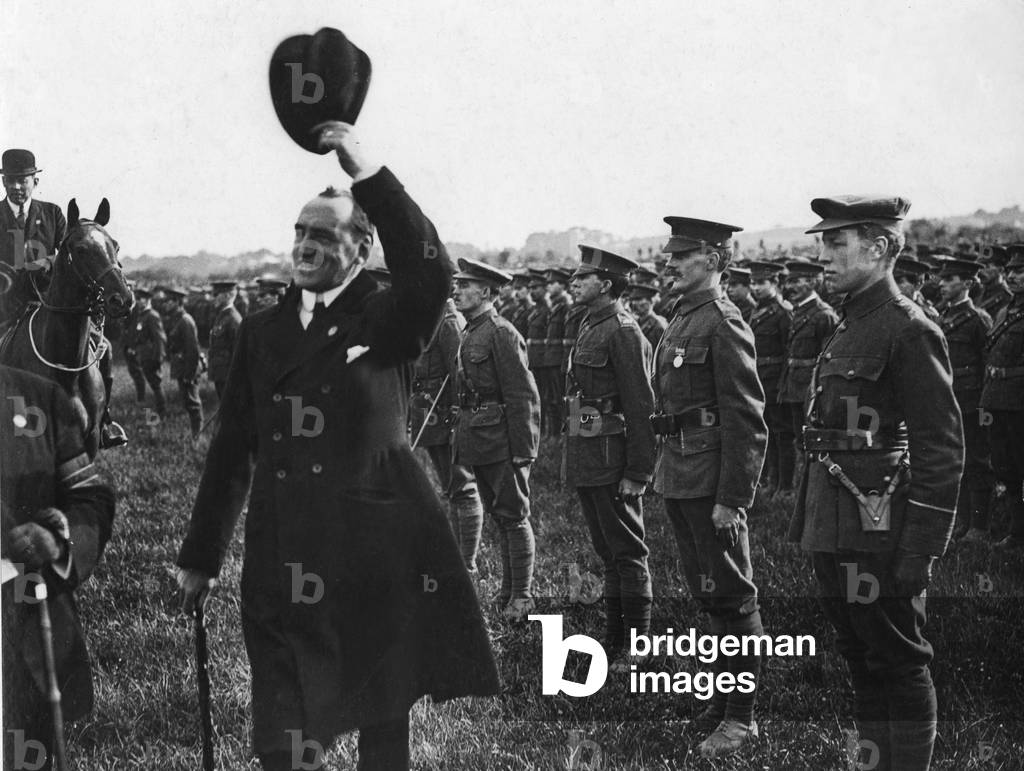Edward Carson, 1914 (b/w photo)