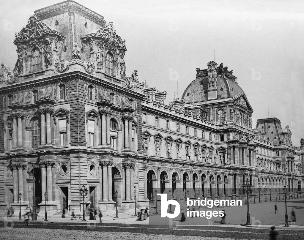 Louvre, 1913 (b/w photo)