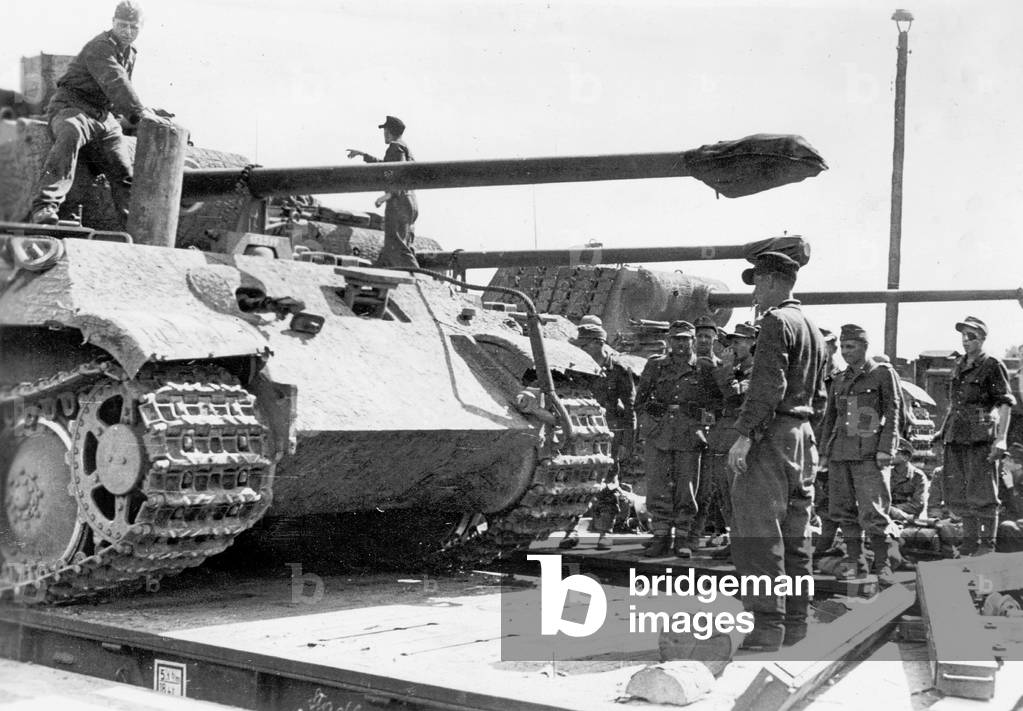 German Panther tank on the Eastern Front, 1944 (b/w photo)