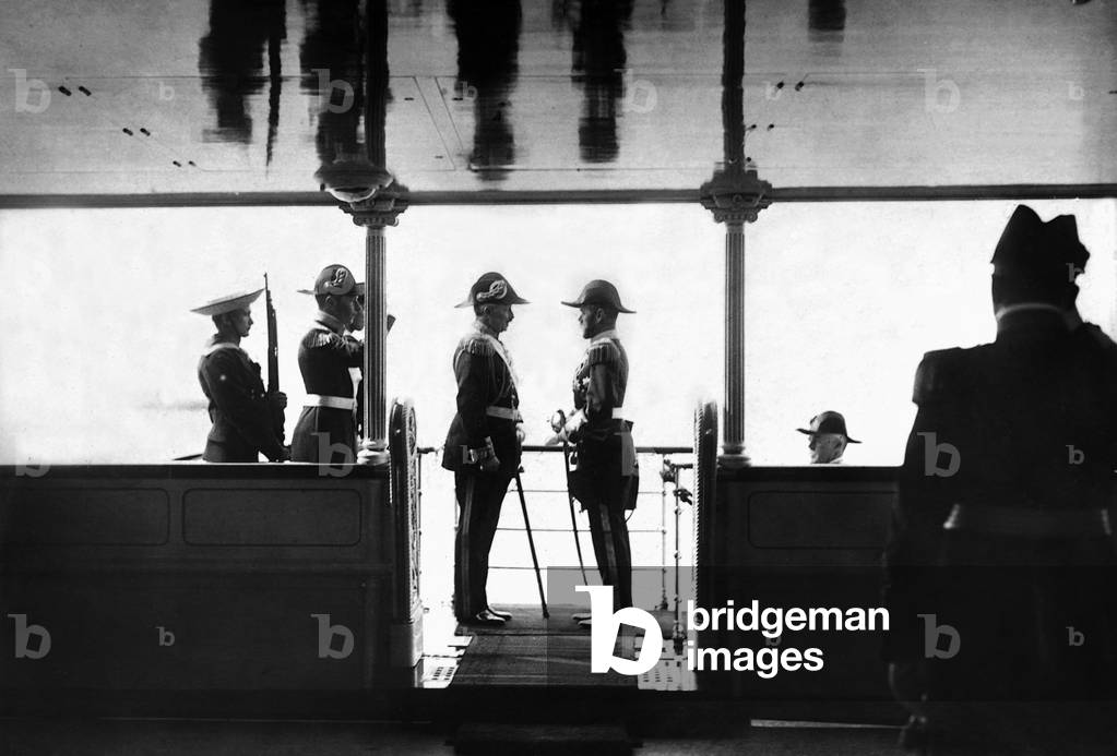 Wilhelm II., Nicholas II. and Prince Adalbert of Prussia at the 'Hohenzollern', 1912 (b/w photo)