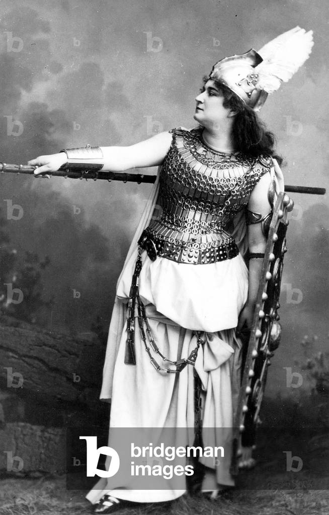 Zdenka Mottl-Fassbender in Richard Wagner's 'The Ring of the Nibelung', 1910 (b/w photo)