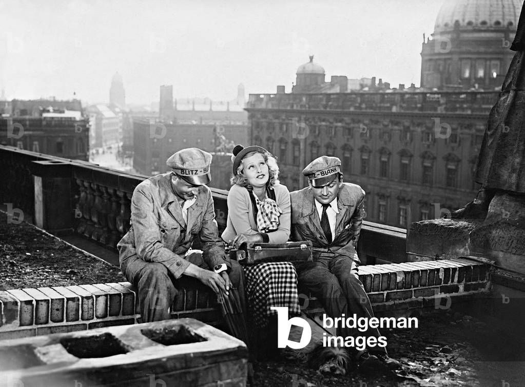 Willy Fritsch, Lilian Harvey and Willy Forst in 'A Blonde's dream', 1932 (b/w photo)