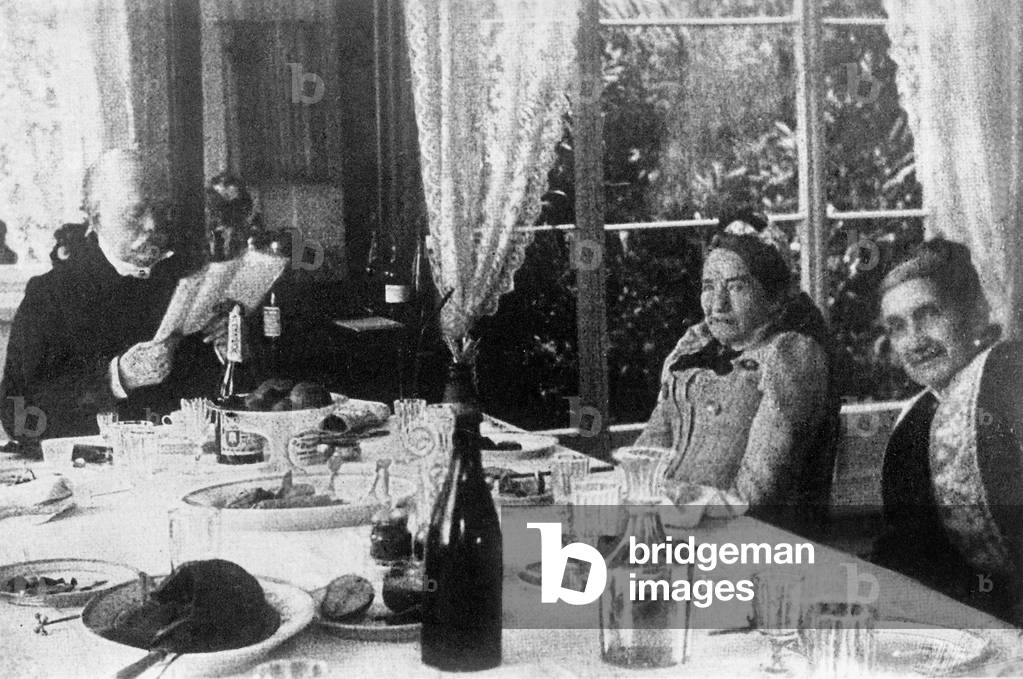 Otto von Bismarck at the breakfast table in Friedrichsruh, 1891 (b/w photo)