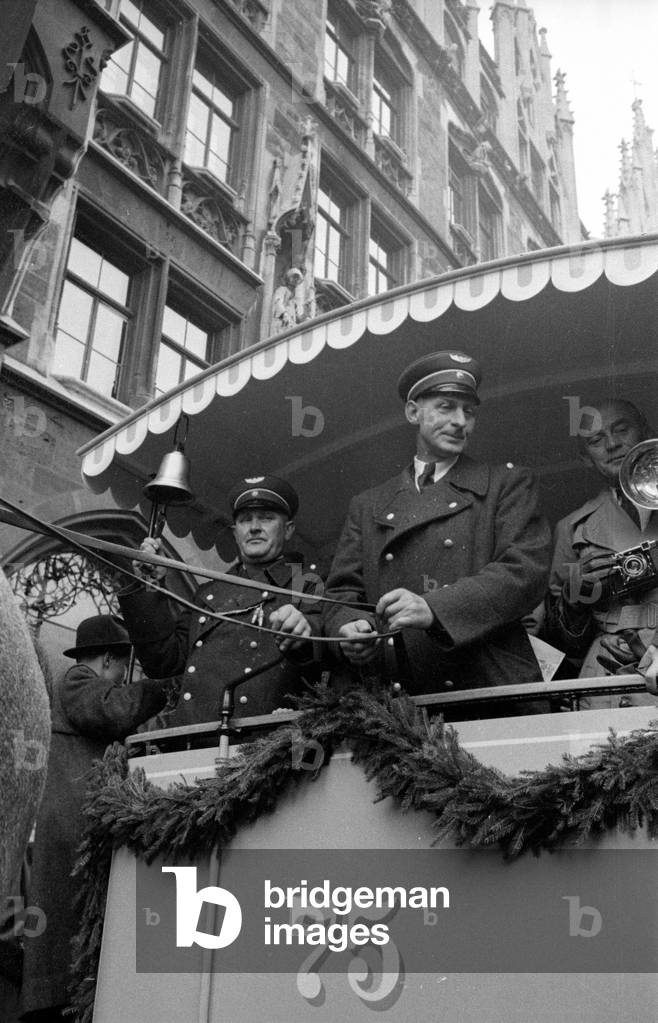 The 75th anniversary of the Munich tramway, 1954 (b/w photo)
