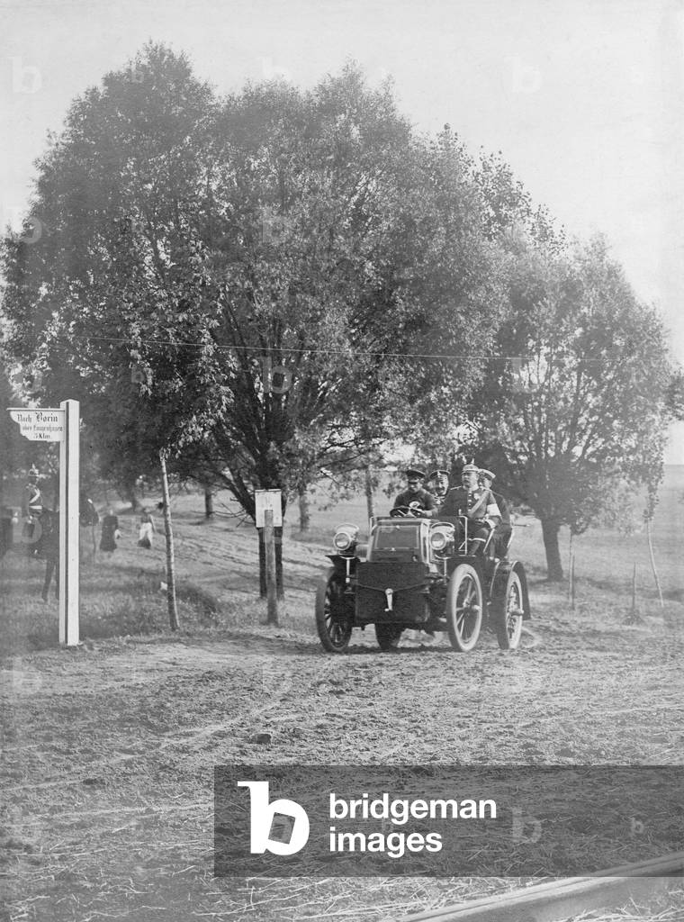 Car at the Kaiser maneuver near Stettin, ca. 1910 (b/w photo)