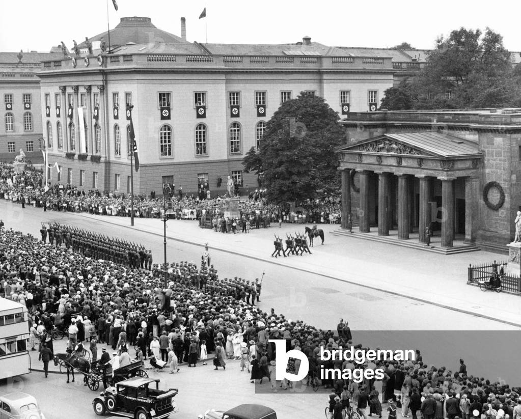 Olympic Games in Berlin: Marching of the Wehrmacht Unter den Linden, 1936 (b/w photo)