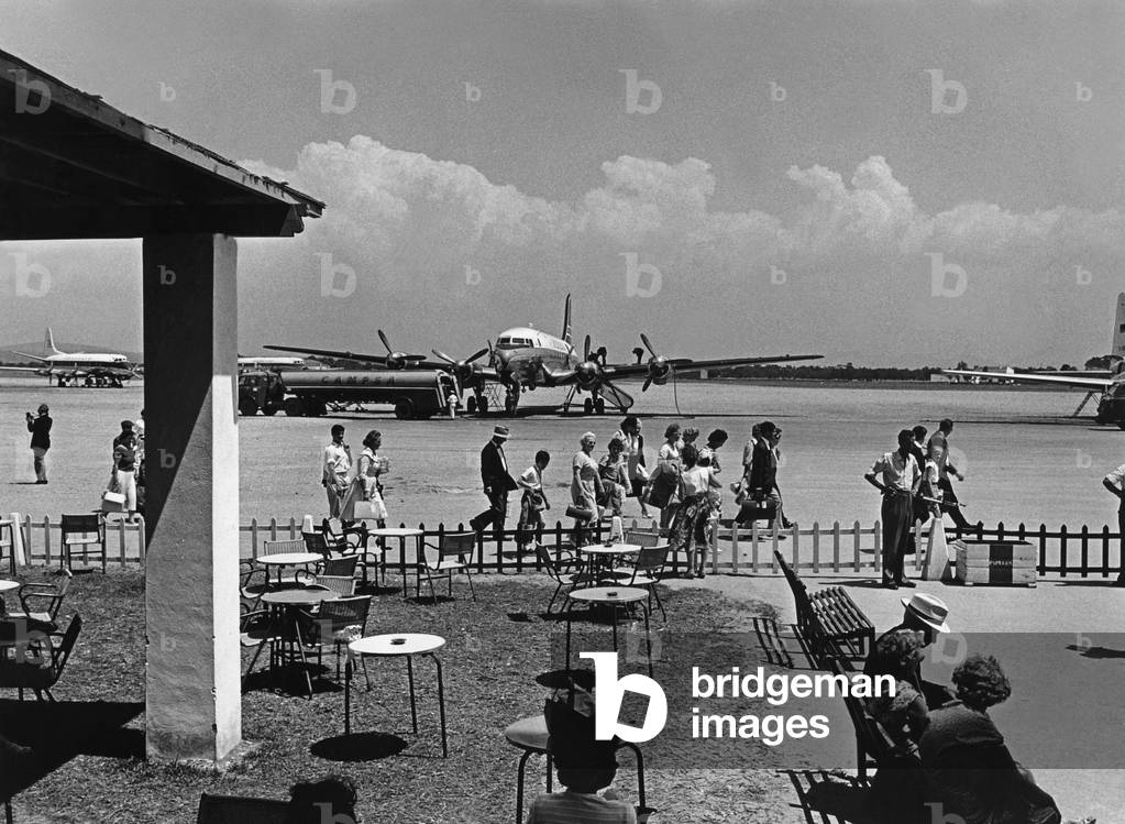 Stuttgart Airport (b/w photo)