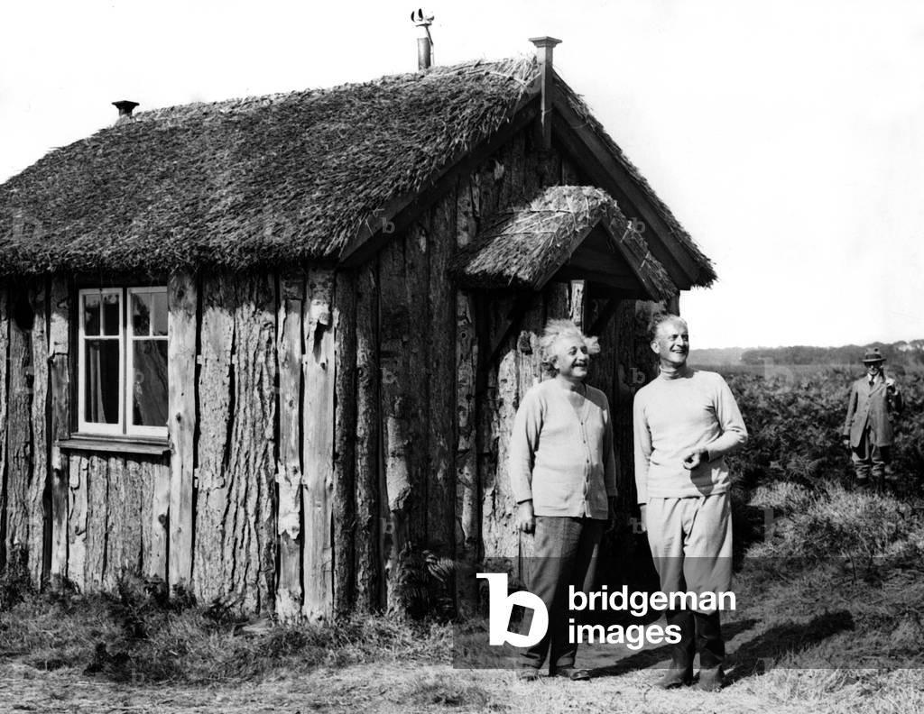 Albert Einstein before his cottage in the English Cromer, 1933 (b/w photo)