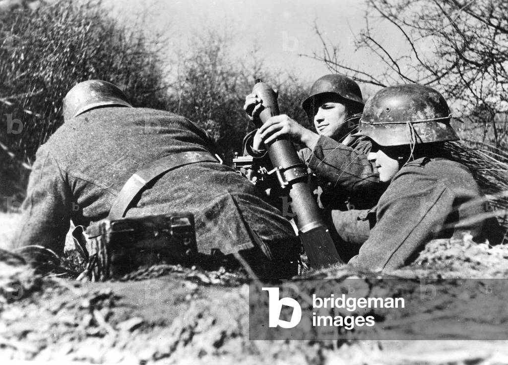 German Soldiers at the Western Front, 1945 (b/w photo)