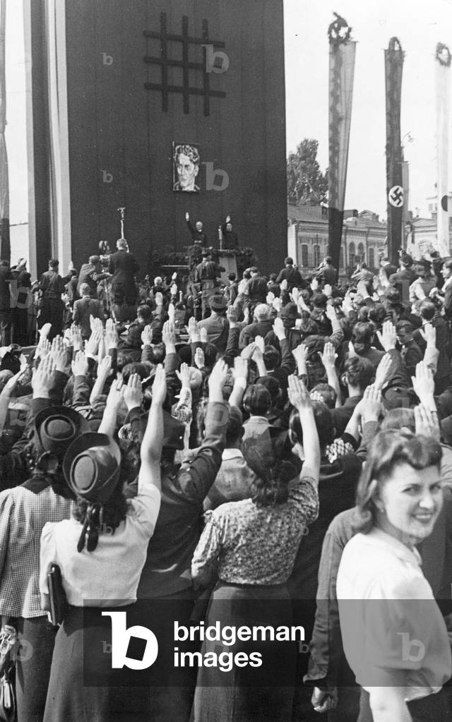 Memorial service for 'Iron Guards' founder Corneliu Codreanu (b/w photo)