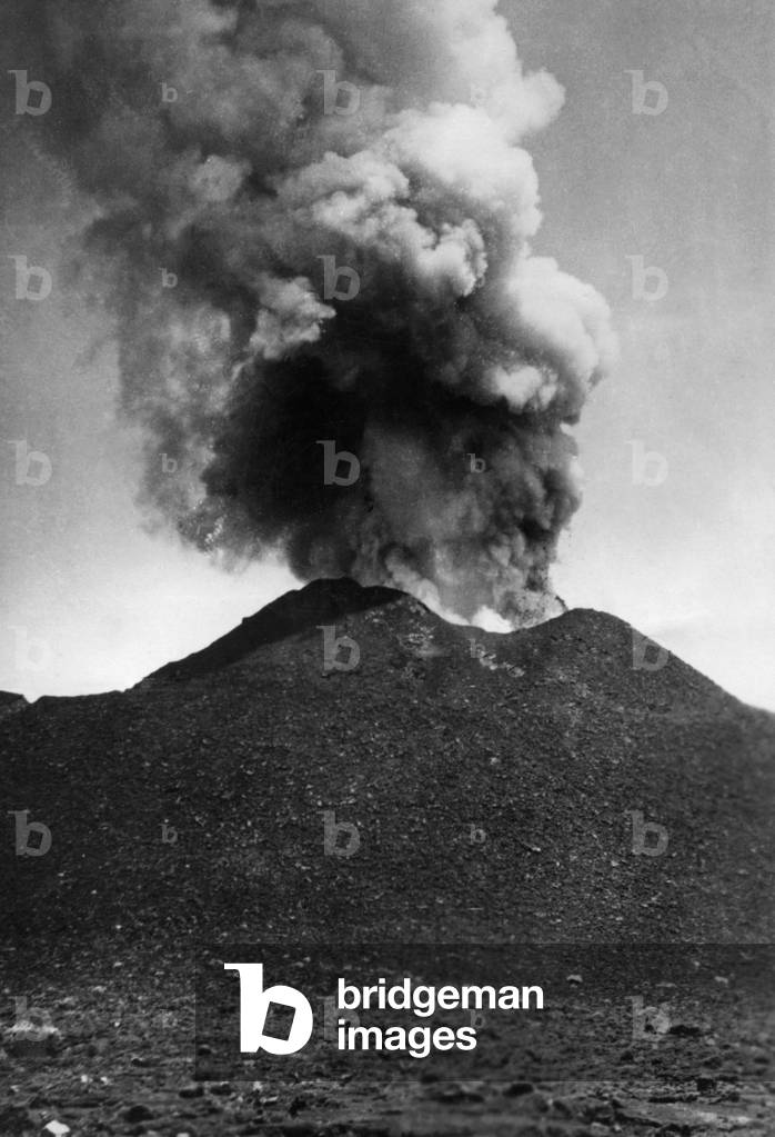 Vesuvius, Italy (b/w photo)