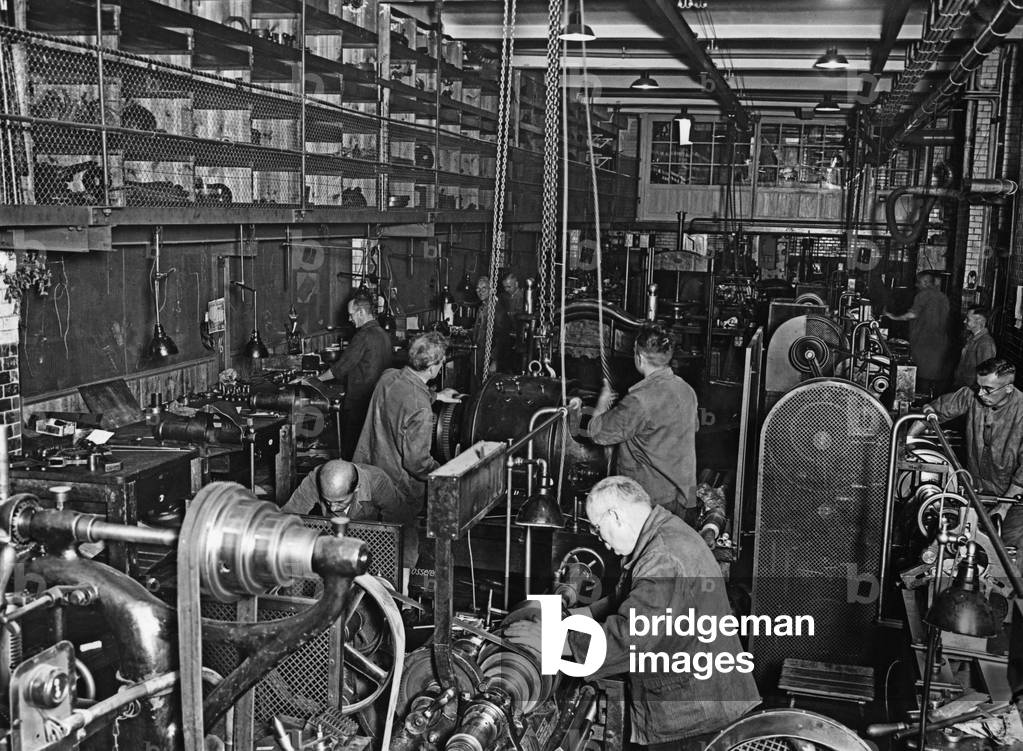 Mechanical workshop and metalworking shop, 193 (b/w photo)