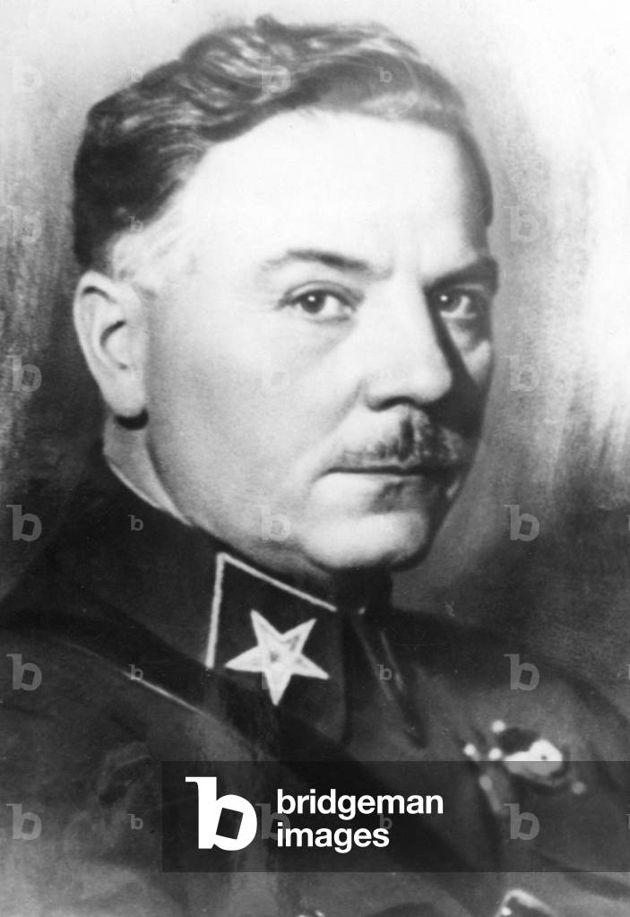 Kliment Voroshilov, 30s (b/w photo)