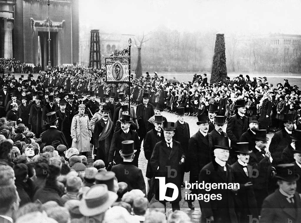 Funeral of Ludwig III. Munich, 1921 (b/w photo)