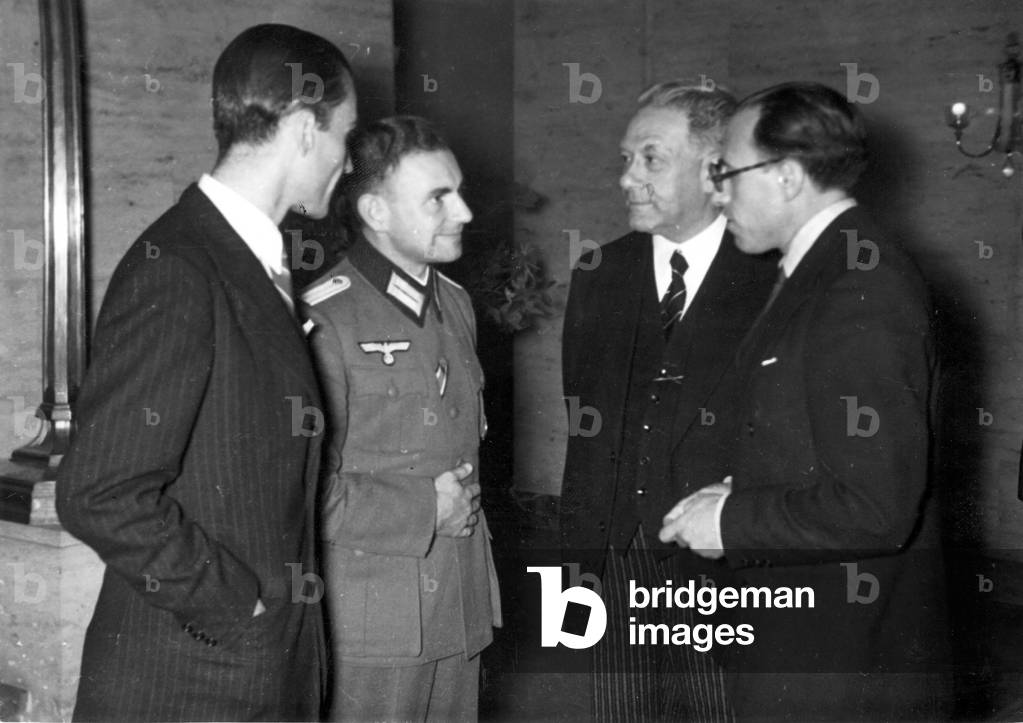 Poets meeting in Weimar (b/w photo)