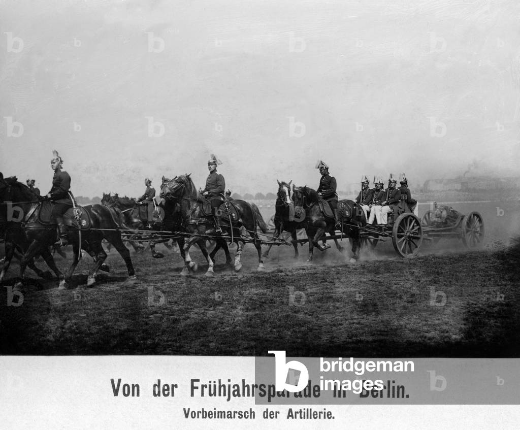 Spring parade in Berlin, 1913 (b/w photo)