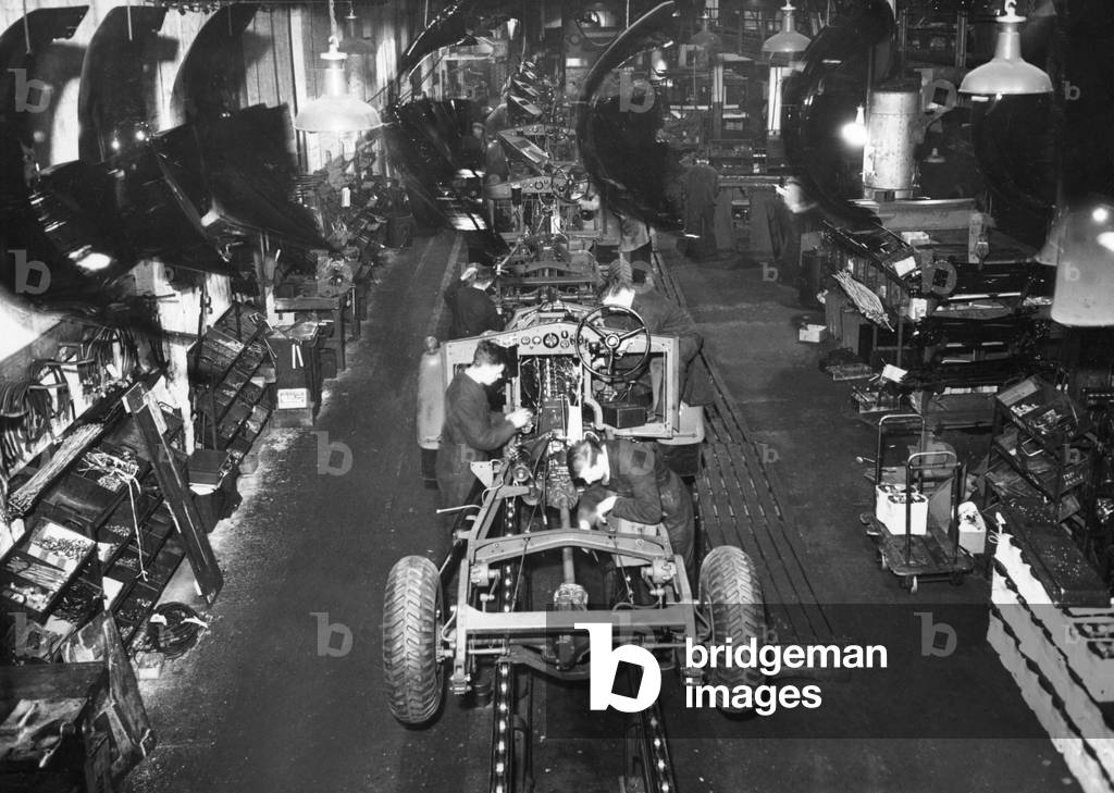 Defence industry in Great Britain, 1940 (b/w photo)