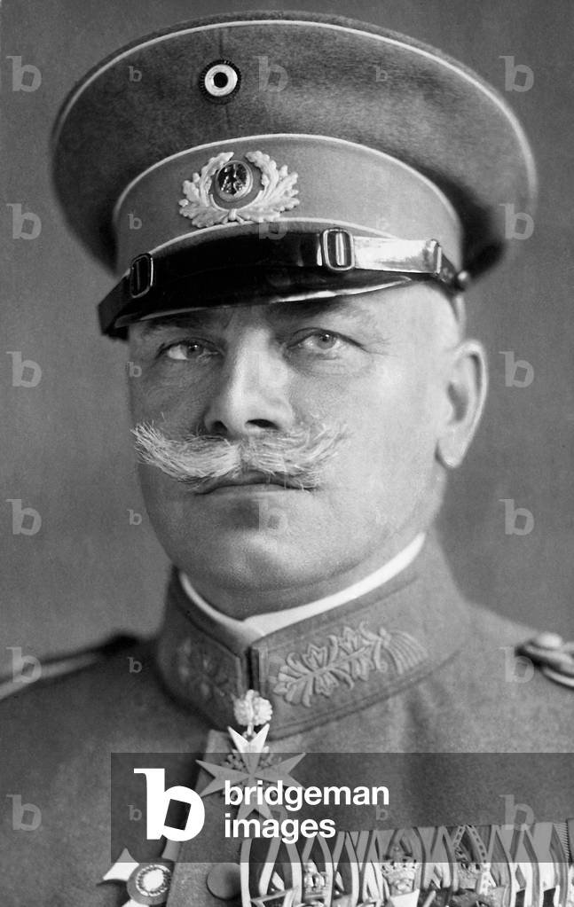 Wilhelm Heye (b/w photo)