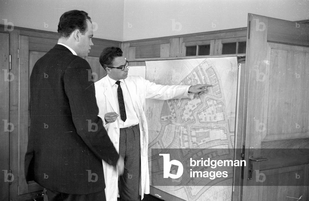 Planning of the development area in Tuttlingen, 1960 (b/w photo)